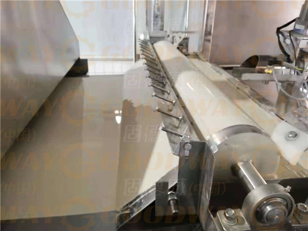 全自動(dòng)紅薯粉條機(jī)